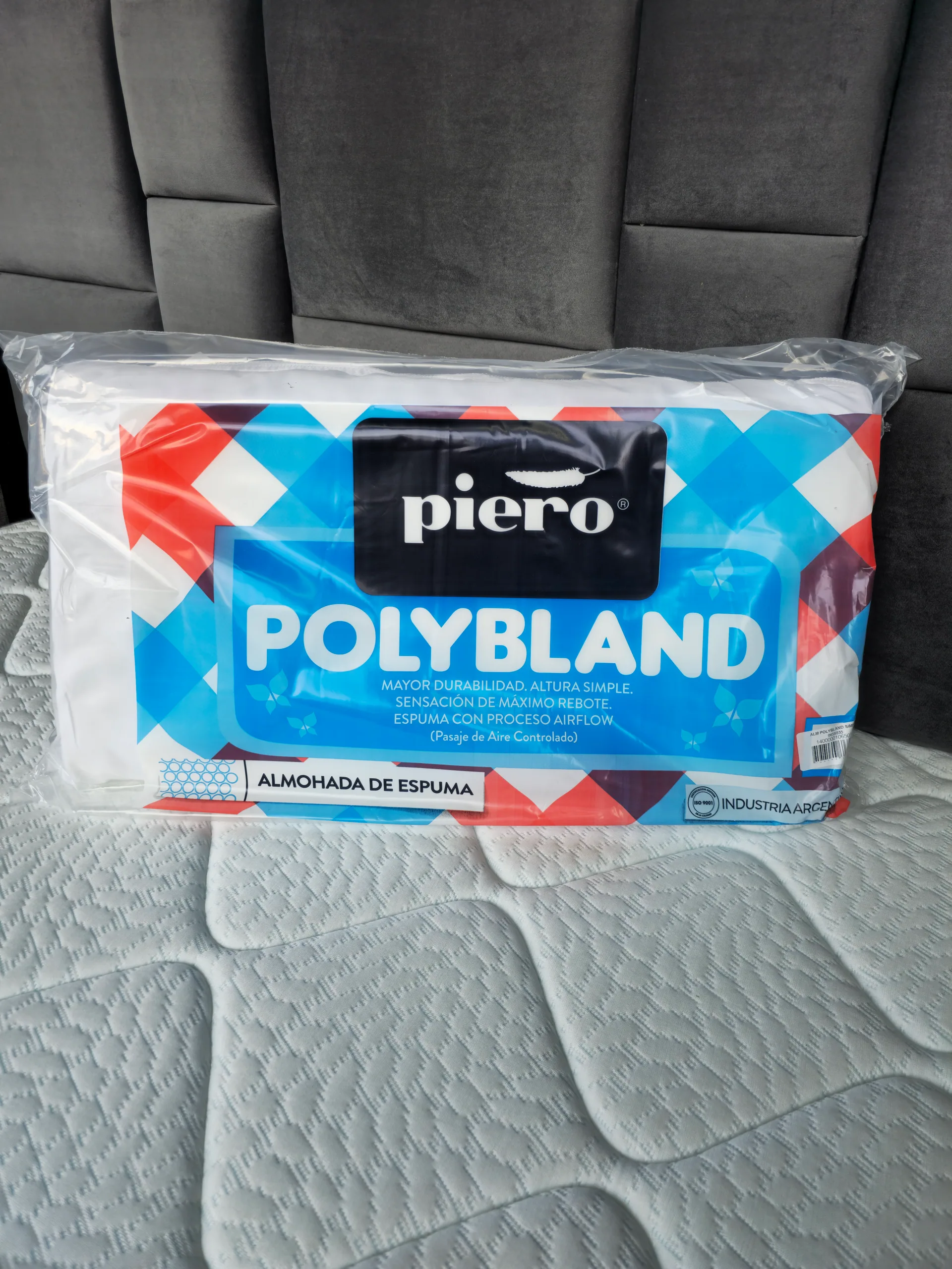 Almohada Polybland